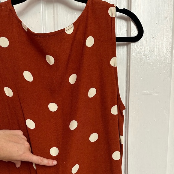 JUST - calia top - orange with polka dots - sustainable fashion - Picture 4 of 7